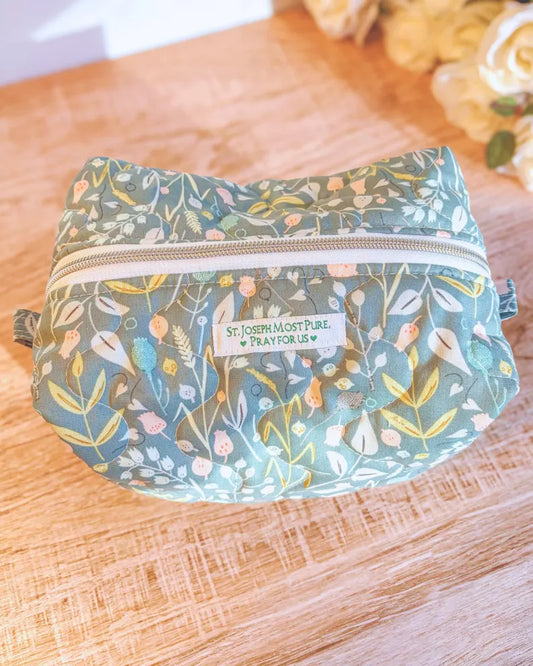 St. Joseph - Large Quilted Boxy Bag