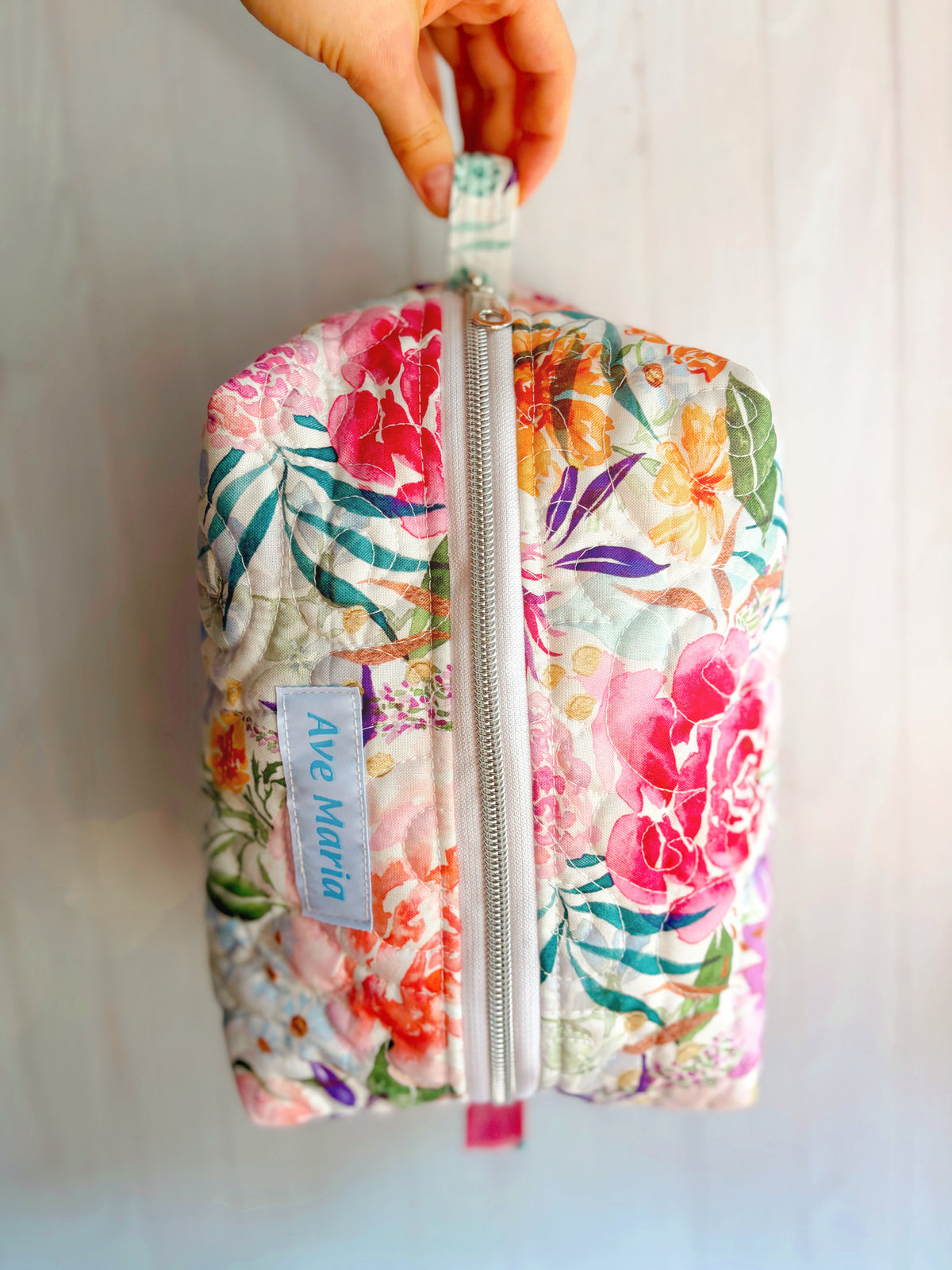 Ave Maria - Large Quilted Boxy Bag – Tropical Floral