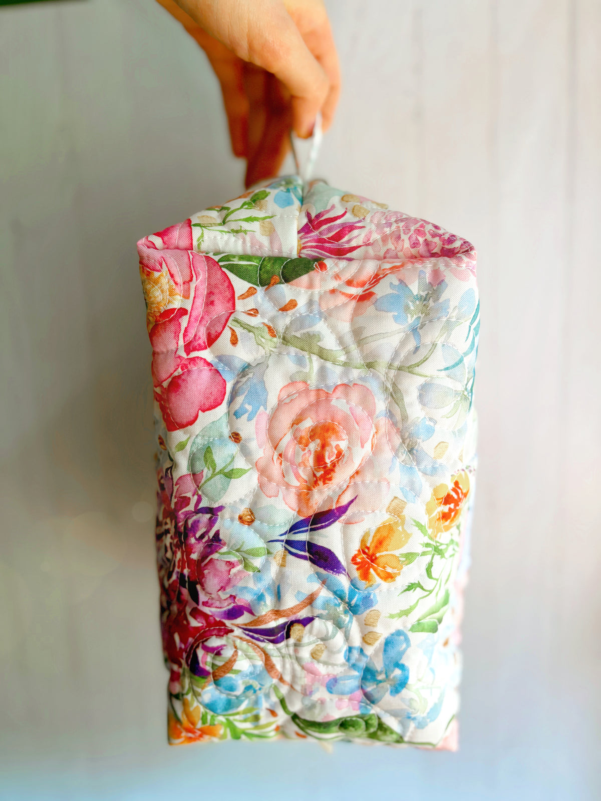 Ave Maria - Large Quilted Boxy Bag – Tropical Floral