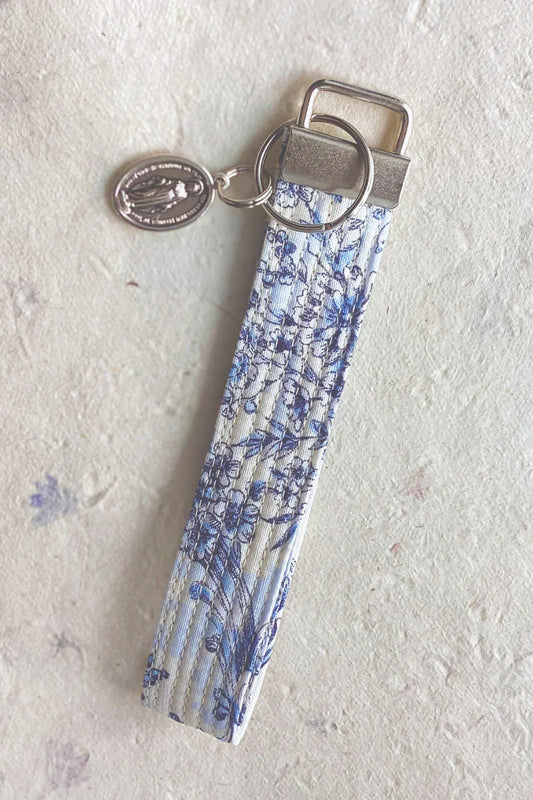 Elegant Floral Miraculous Medal Key Fob Wristlet - Catholic Keychain Encounter At Jacob's Well
