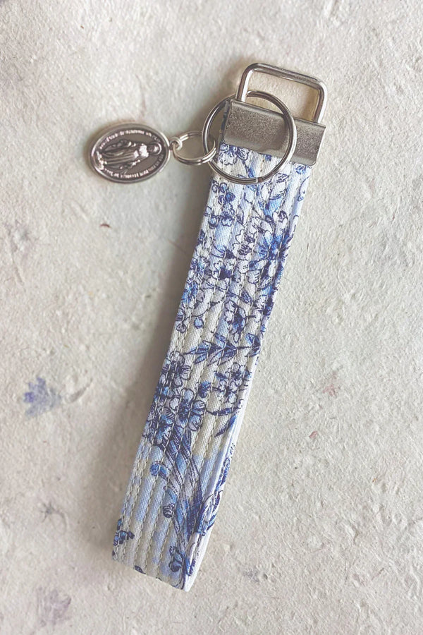 Elegant Floral Miraculous Medal Key Fob Wristlet - Catholic Keychain Encounter At Jacob's Well