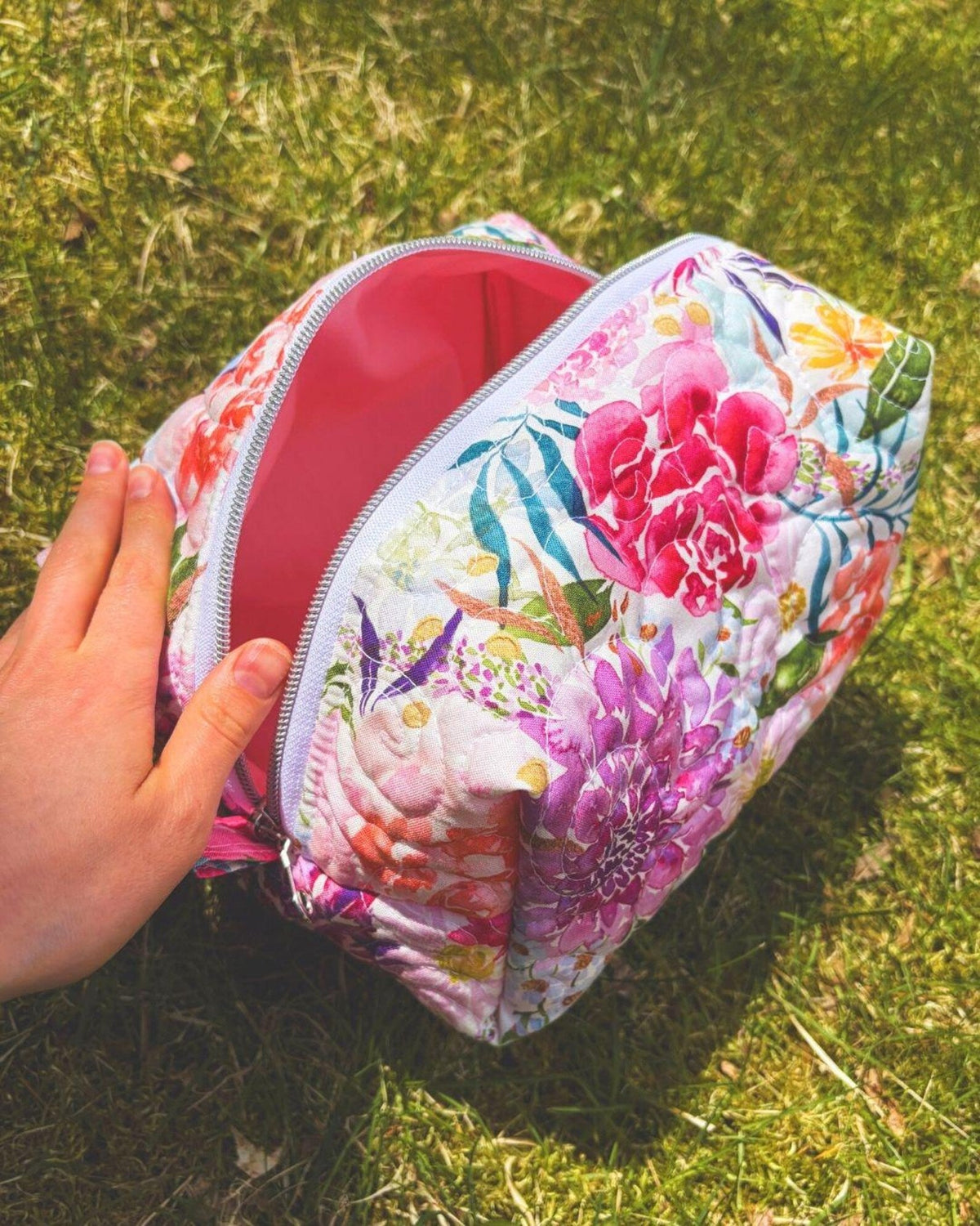 Ave Maria Large Quilted Essentials Bag – Floral Boxy Pouch, Handmade Travel Craft Bag Encounter At Jacob's Well