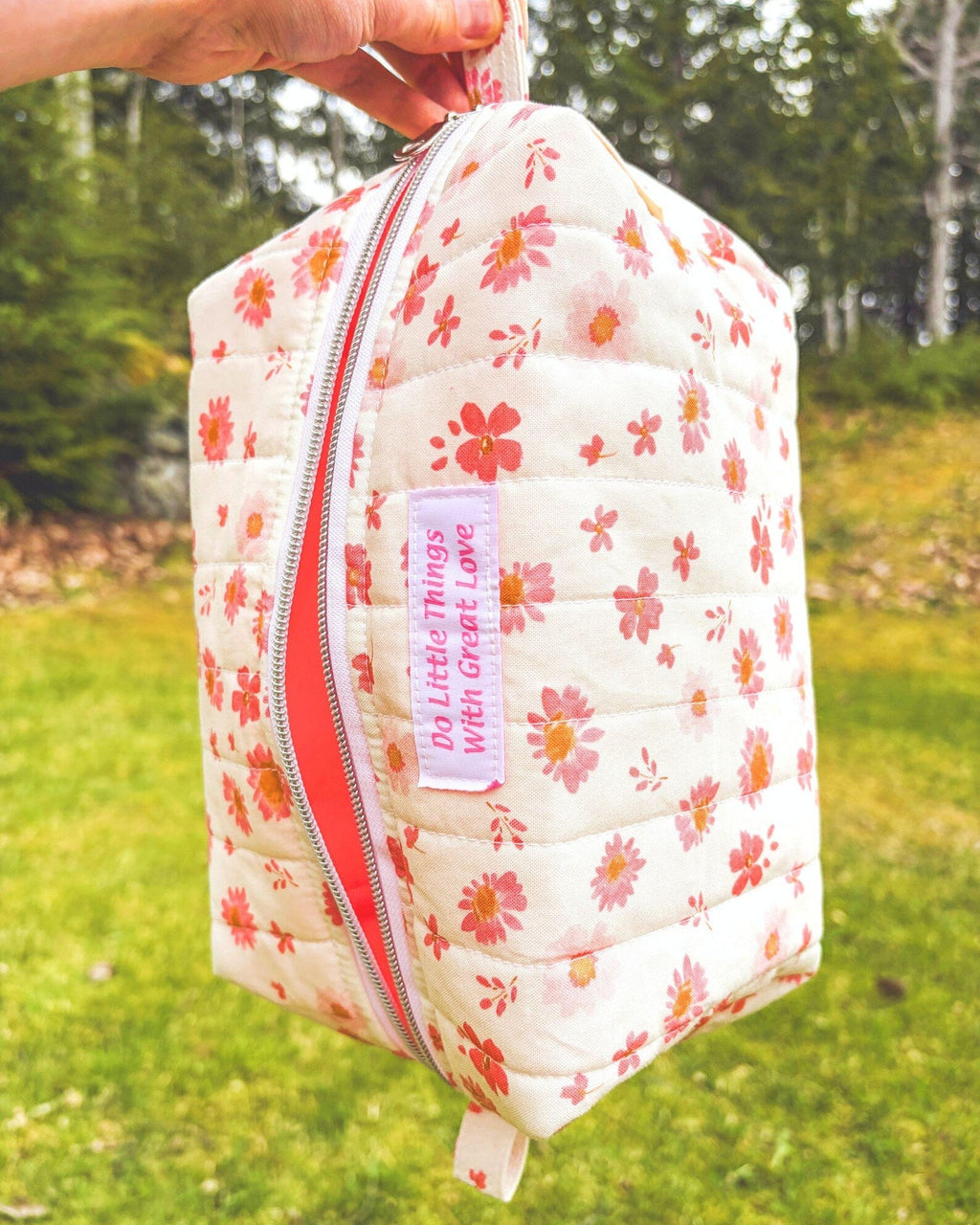 Little Things with Great Love - Large Quilted Essentials Bag – Pink Boxy Pouch, Handmade Travel Craft Bag Encounter At Jacob's Well